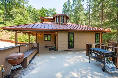 Exterior - 1638 Swansboro Rd, Placerville, CA 95667 photo 16 of 18