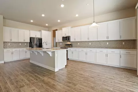 1018 Ripken Ave, Galt, CA 95632 photo 10
