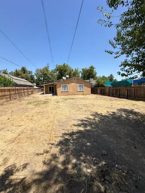 209 Pine St, Modesto, CA 95351 photo 28