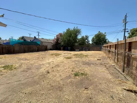 209 Pine St, Modesto, CA 95351 photo 26