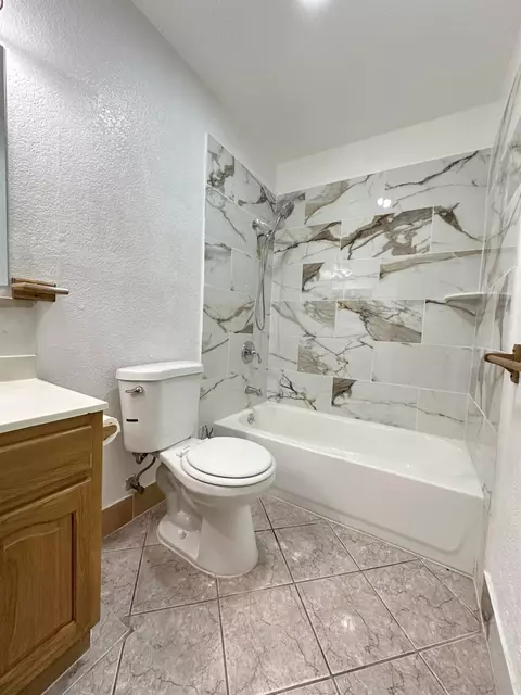 209 Pine St, Modesto, CA 95351 photo 13