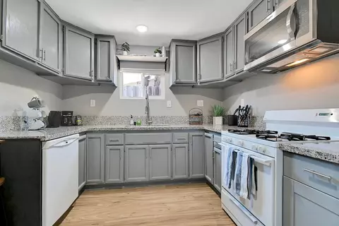 Kitchen - 1838 14th St, Olivehurst, CA 95961 photo 1 of 8
