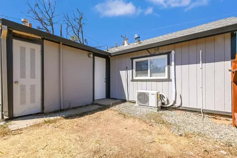 Exterior - 1838 14th St, Olivehurst, CA 95961 photo 9 of 10