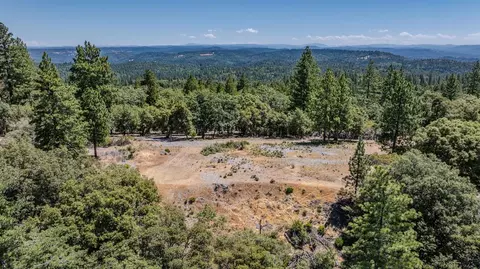 20117 Neilson Rd, Pine Grove, CA 95665