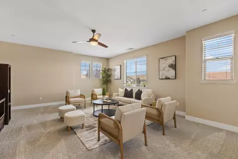 Living - 981 Dusty Stone Loop, Rocklin, CA 95765 photo 3 of 5