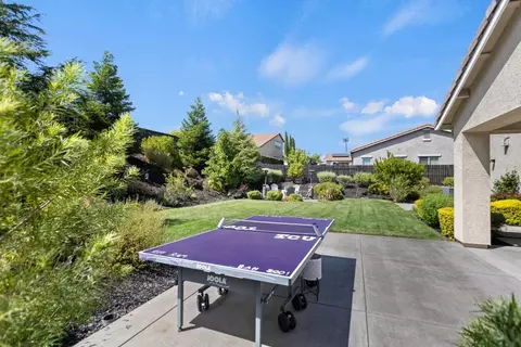 Exterior - 981 Dusty Stone Loop, Rocklin, CA 95765 photo 3 of 13