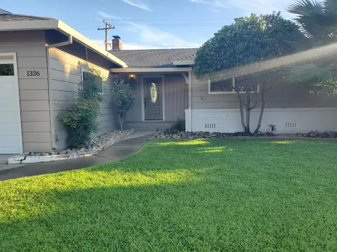 1326 Cypress Ave, Modesto, CA 95350 photo 1