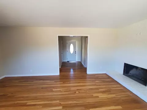 1326 Cypress Ave, Modesto, CA 95350 photo 3