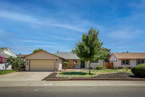 10320 Malaga Way, Rancho Cordova, CA 95670