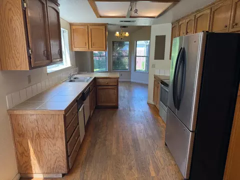 405 San Andreas Ct, Modesto, CA 95354 photo 3