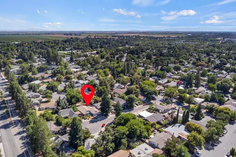 View/Area - 3028 Boulder Pl, Davis, CA 95618 photo 3 of 3