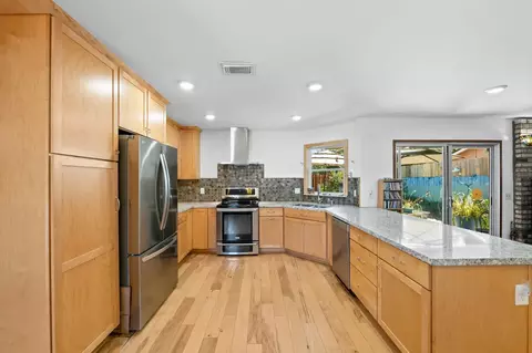 Kitchen - 3028 Boulder Pl, Davis, CA 95618 photo 3 of 5