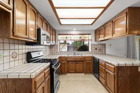 1817 Sauvignon Dr, Modesto, CA 95351 photo 12