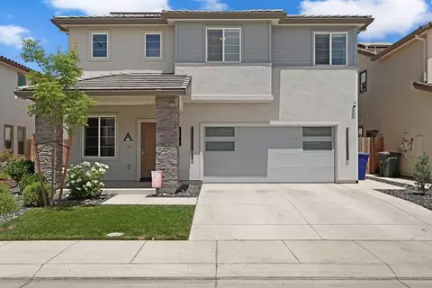 Exterior - 1517 Luminous St, Modesto, CA 95356 photo 1 of 2