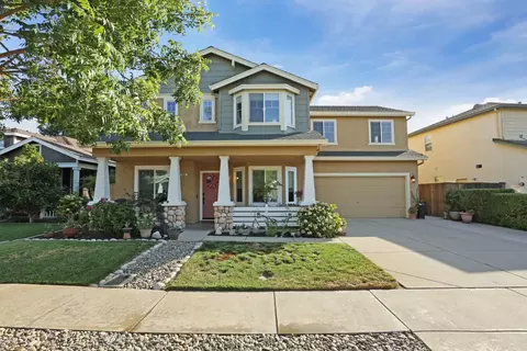 Exterior - 494 Summerton Ln, Turlock, CA 95382 photo 1 of 17