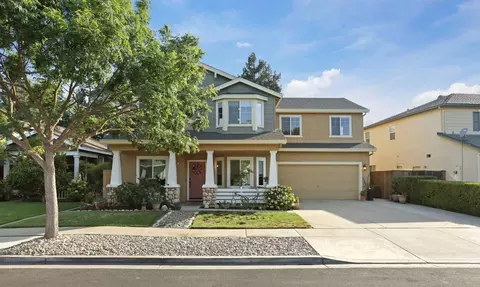 Exterior - 494 Summerton Ln, Turlock, CA 95382 photo 5 of 17