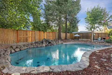 Exterior - 494 Summerton Ln, Turlock, CA 95382 photo 12 of 17