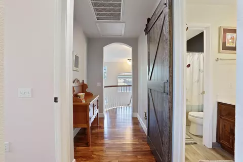 Entry Way - 494 Summerton Ln, Turlock, CA 95382 photo 6 of 8