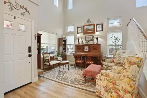 Entry Way - 494 Summerton Ln, Turlock, CA 95382 photo 1 of 8