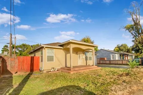 136 Village Rd, Modesto, CA 95354 photo 4