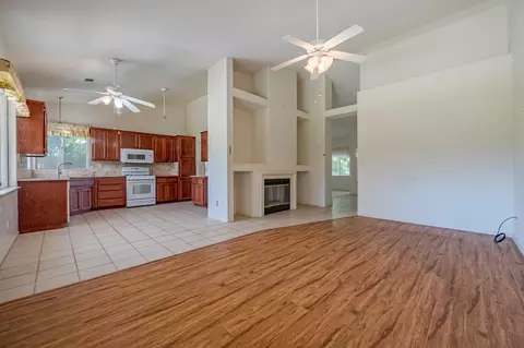 1079 Rosehill Dr, Chowchilla, CA 93610 photo 19