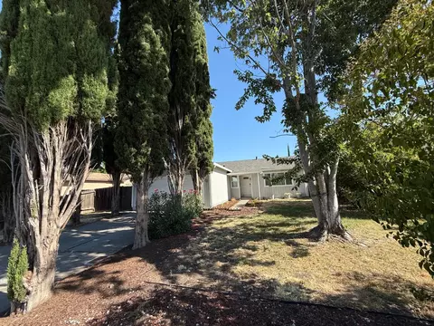 173 Bell Ave, Sacramento, CA 95838