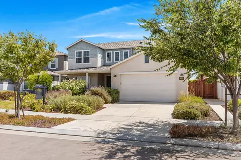 1622 Locksley Dr, Lathrop, CA 95330 photo 4