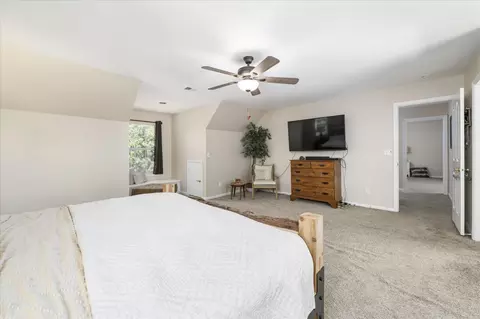 Bedroom - 7181 Nutmeg Ln, Placerville, CA 95667 photo 4 of 10