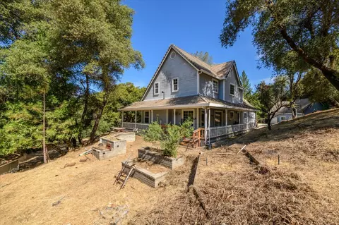 Exterior - 7181 Nutmeg Ln, Placerville, CA 95667 photo 2 of 15