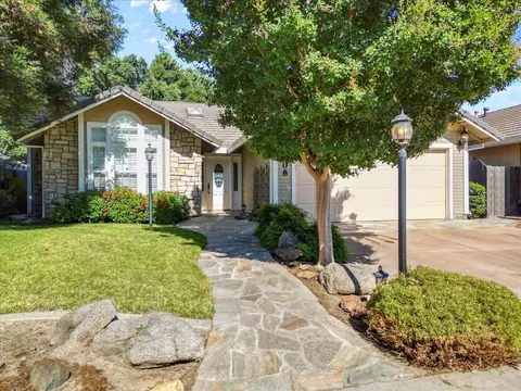 408 Montrose Ct, Modesto, CA 95355 photo 2