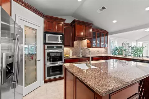 408 Montrose Ct, Modesto, CA 95355 photo 14