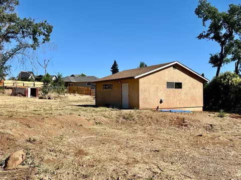 498 Sunburst Dr, Paradise, CA 95969