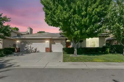 1120 Kingfisher Cir, Folsom, CA 95630