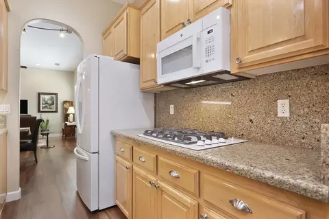 1069 Brock Cir, Folsom, CA 95630 photo 32