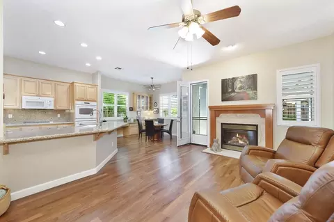 1069 Brock Cir, Folsom, CA 95630 photo 19