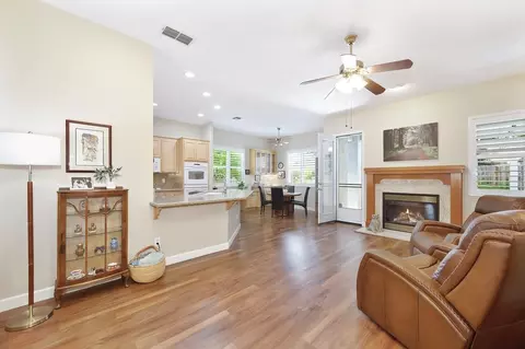 1069 Brock Cir, Folsom, CA 95630 photo 20