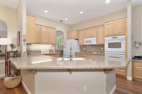 1069 Brock Cir, Folsom, CA 95630 photo 17