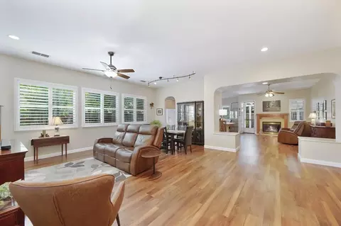 1069 Brock Cir, Folsom, CA 95630 photo 10