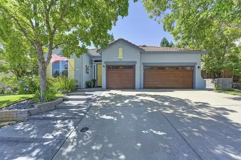 1069 Brock Cir, Folsom, CA 95630 photo 3