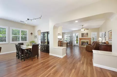 1069 Brock Cir, Folsom, CA 95630 photo 23