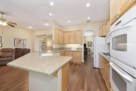 1069 Brock Cir, Folsom, CA 95630 photo 33
