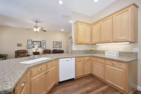 1069 Brock Cir, Folsom, CA 95630 photo 30