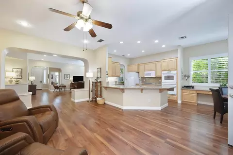 1069 Brock Cir, Folsom, CA 95630 photo 18