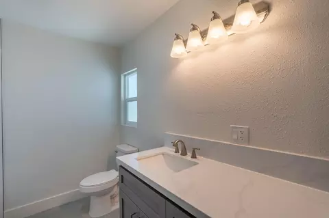 Bath - 4112 Anna Ave, Keyes, CA 95328 photo 1 of 4
