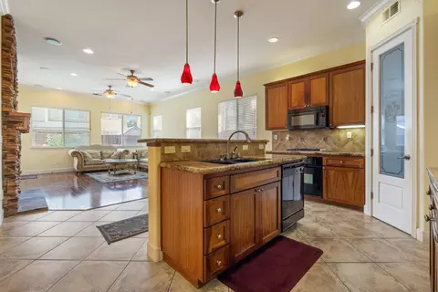 3501 Valley Oak Dr, Ceres, CA 95307 photo 16