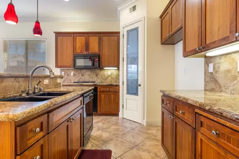 3501 Valley Oak Dr, Ceres, CA 95307 photo 18