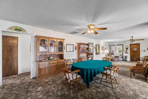 Dining - 1009 Zinfandel Pl, Modesto, CA 95351 photo 2 of 4