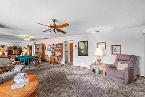 Living - 1009 Zinfandel Pl, Modesto, CA 95351 photo 6 of 6
