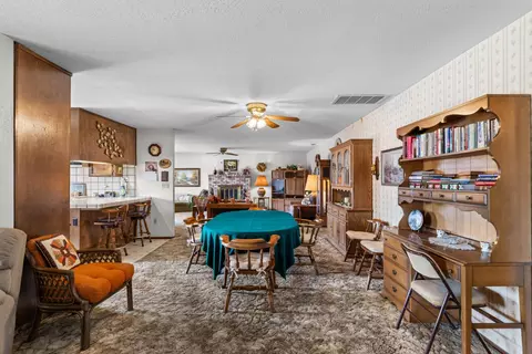 Dining - 1009 Zinfandel Pl, Modesto, CA 95351 photo 3 of 4