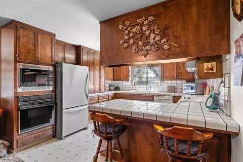 Kitchen - 1009 Zinfandel Pl, Modesto, CA 95351 photo 1 of 4